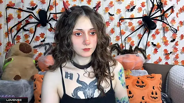 Snapshot of _Devill_Baby chatting on November 24, 2025, 6:29 pm Devill Baby online show from November 24, 2025, 6:29 pm