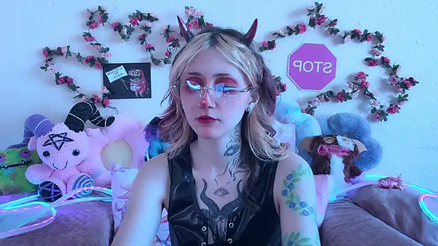  Devill Baby online show from May 19, 2026, 1:56 am