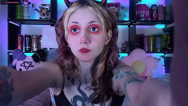  Devill Baby online show from May 28, 2026, 6:16 pm