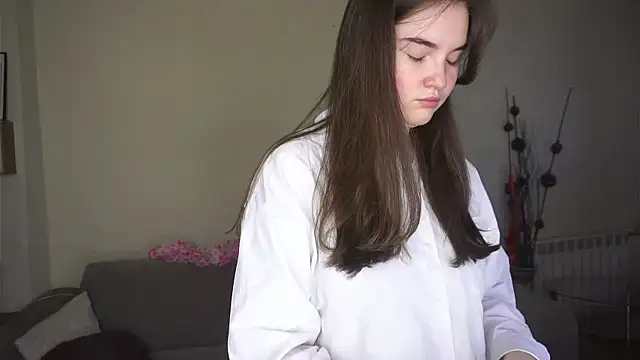 Snapshot of CathrynDail chatting on March 31, 2026, 6:14 am CathrynDail online show from March 31, 2026, 6:14 am