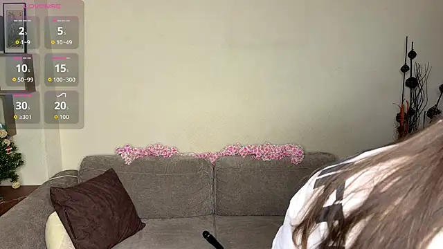 Snapshot of CathrynDail chatting on April 9, 2026, 6:19 am CathrynDail online show from April 9, 2026, 6:19 am