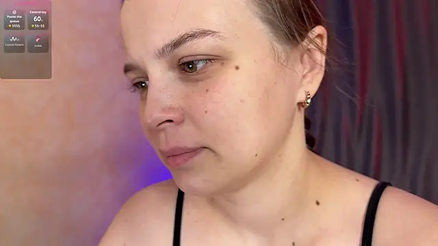 little nymphomaniac online show from December 2, 2025, 10:05 pm