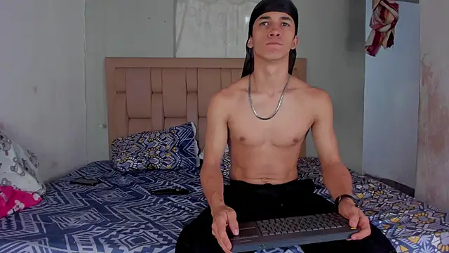 stepcouple XXX online show from January 15, 2025, 7:01 pm