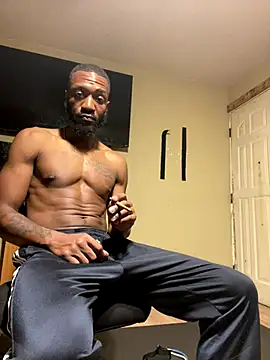 prettyrichie online show from September 19, 2025, 2:02 am