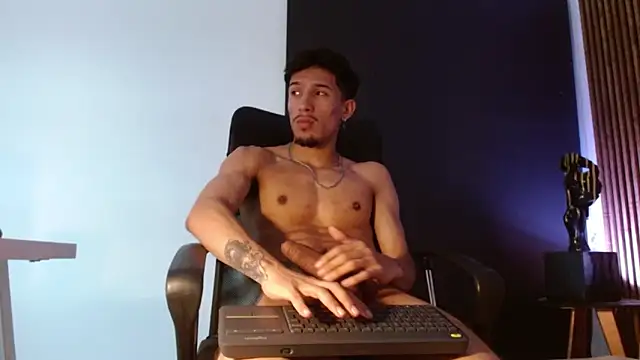 rafael stone online show from January 29, 2025, 9:44 am