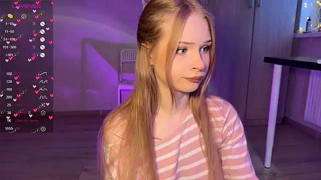 Snapshot of lisa_barbie chatting on February 9, 2026, 2:43 pm lisa barbie online show from February 9, 2026, 2:43 pm