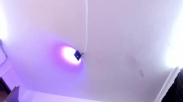 Snapshot of Amy_Kiitty_ chatting on November 9, 2025, 12:36 pm Amy Kiitty online show from November 9, 2025, 12:36 pm