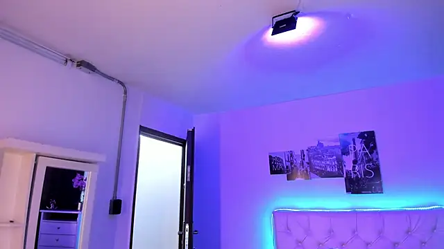 Snapshot of Amy_Kiitty_ chatting on November 20, 2025, 2:28 pm Amy Kiitty online show from November 20, 2025, 2:28 pm