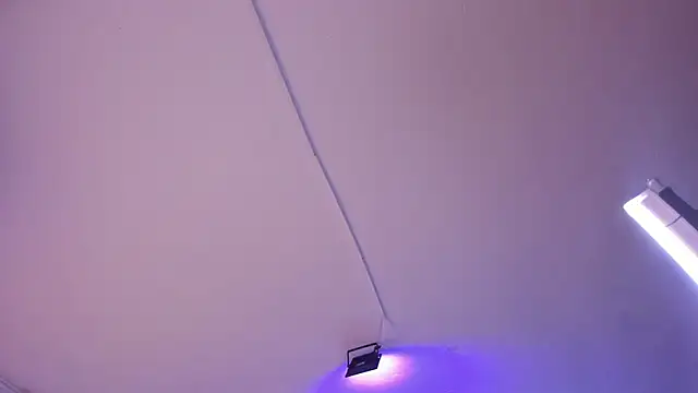 Snapshot of Amy_Kiitty_ chatting on December 2, 2025, 12:43 pm Amy Kiitty online show from December 2, 2025, 12:43 pm