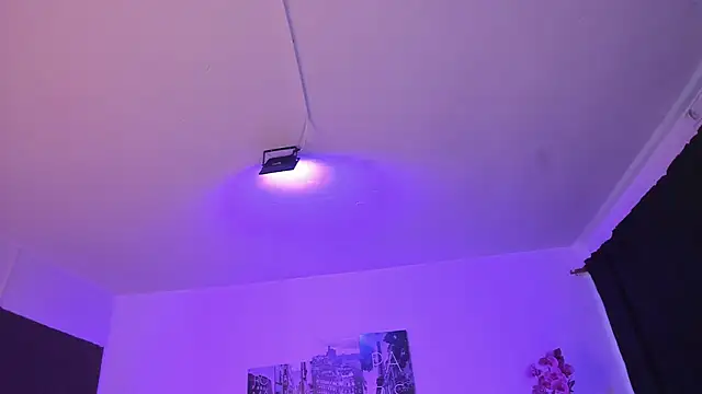 Snapshot of Amy_Kiitty_ chatting on December 5, 2025, 12:47 pm Amy Kiitty online show from December 5, 2025, 12:47 pm