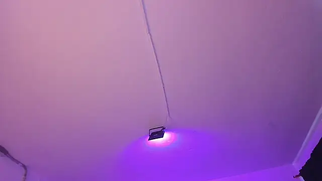 Snapshot of Amy_Kiitty_ chatting on December 16, 2025, 12:54 pm Amy Kiitty online show from December 16, 2025, 12:54 pm