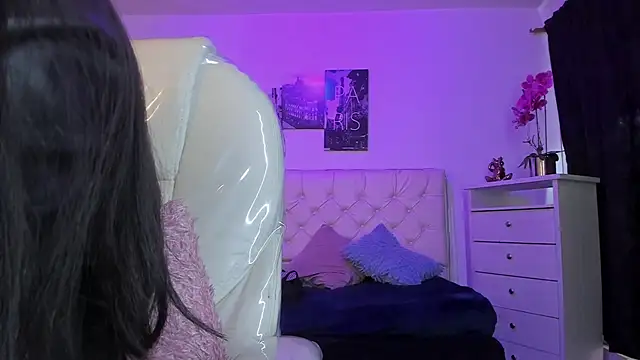 Amy Kiitty  online show from March 5, 2026, 1:18 pm