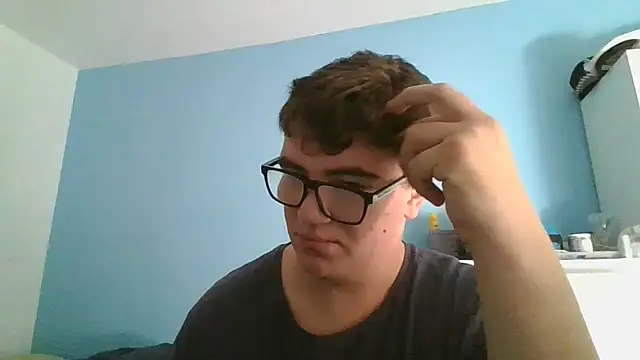 Snapshot of sorolla12 chatting on January 7, 2026, 10:18 am sorolla12 online show from January 7, 2026, 10:18 am