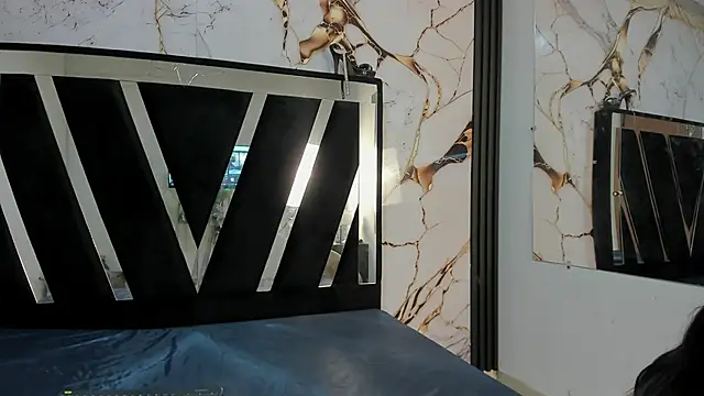 KarinaSimonz online show from October 17, 2025, 7:38 pm