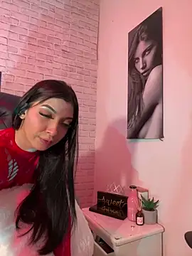  Chartlotte online show from March 7, 2025, 1:09 am