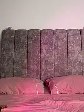  Chartlotte online show from September 13, 2025, 2:00 am