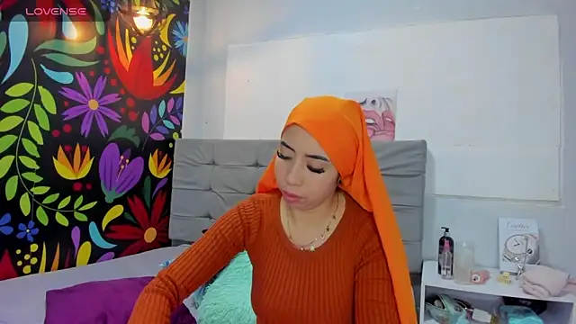 Sweet hot mia online show from January 24, 2025, 7:49 pm