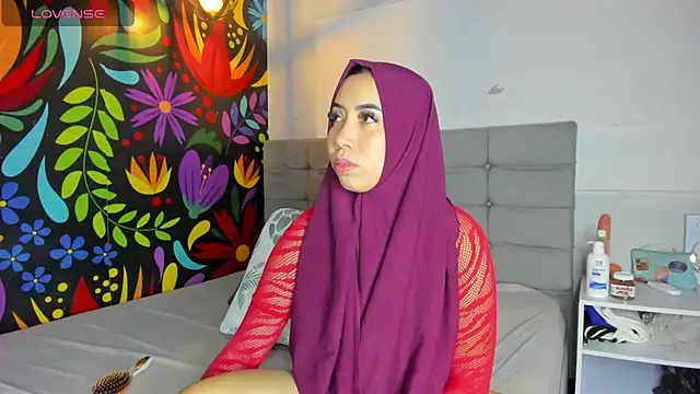 Sweet hot mia online show from February 13, 2025, 7:42 pm