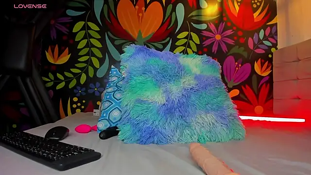 Sweet hot mia online show from February 15, 2025, 7:39 pm