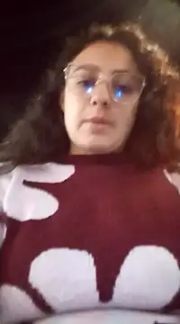 Snapshot of violetta-x chatting on December 6, 2024, 11:47 pm violetta-x online show from December 6, 2024, 11:47 pm