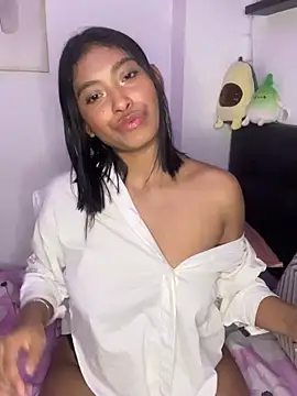 Isabella fasilier online show from February 7, 2025, 4:48 am