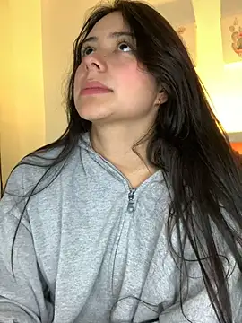 GabyButtler1 online show from February 28, 2025, 7:25 pm