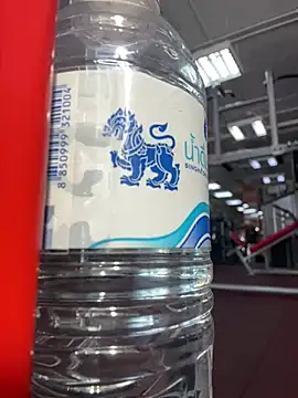 Snapshot of luv2masterb8247 chatting on December 17, 2024, 2:12 am luv2masterb8247 online show from December 17, 2024, 2:12 am