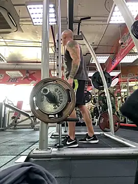 Snapshot of luv2masterb8247 chatting on December 20, 2024, 2:08 am luv2masterb8247 online show from December 20, 2024, 2:08 am