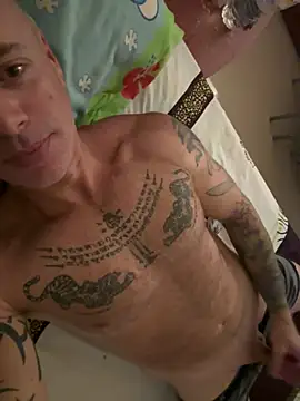 Snapshot of luv2masterb8247 chatting on December 26, 2024, 12:36 am luv2masterb8247 online show from December 26, 2024, 12:36 am