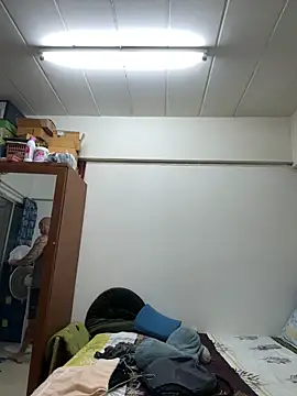 Snapshot of luv2masterb8247 chatting on December 26, 2024, 4:21 am luv2masterb8247 online show from December 26, 2024, 4:21 am