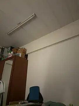 Snapshot of luv2masterb8247 chatting on December 30, 2024, 1:37 am luv2masterb8247 online show from December 30, 2024, 1:37 am