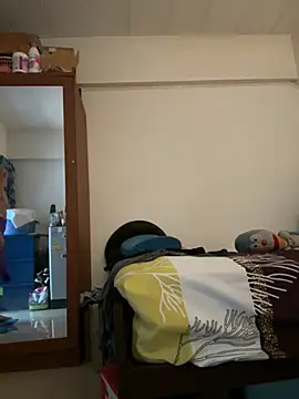 Snapshot of luv2masterb8247 chatting on January 14, 2025, 7:17 am luv2masterb8247 online show from January 14, 2025, 7:17 am