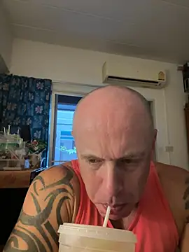 Snapshot of luv2masterb8247 chatting on February 10, 2025, 4:30 am luv2masterb8247 online show from February 10, 2025, 4:30 am