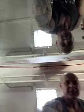 Snapshot of luv2masterb8247 chatting on February 16, 2025, 2:09 am luv2masterb8247 online show from February 16, 2025, 2:09 am