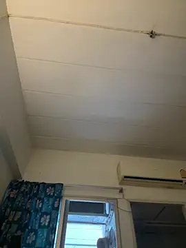 Snapshot of luv2masterb8247 chatting on February 17, 2025, 4:09 am luv2masterb8247 online show from February 17, 2025, 4:09 am