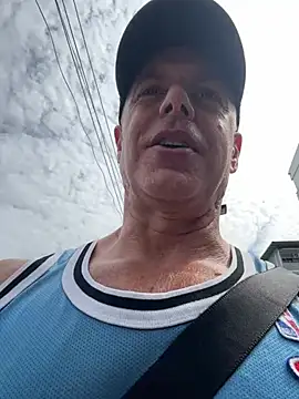 Snapshot of luv2masterb8247 chatting on February 26, 2025, 3:42 am luv2masterb8247 online show from February 26, 2025, 3:42 am