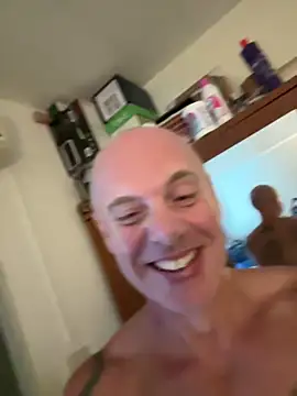 Snapshot of luv2masterb8247 chatting on February 26, 2025, 6:47 am luv2masterb8247 online show from February 26, 2025, 6:47 am