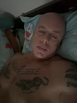 Snapshot of luv2masterb8247 chatting on March 3, 2025, 6:26 am luv2masterb8247 online show from March 3, 2025, 6:26 am