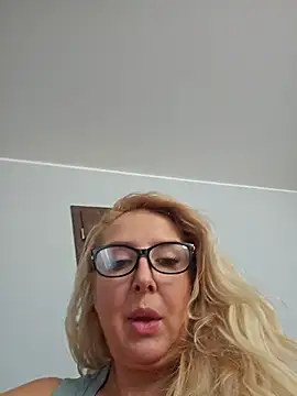 MariaRichi  online show from March 15, 2025, 10:57 am