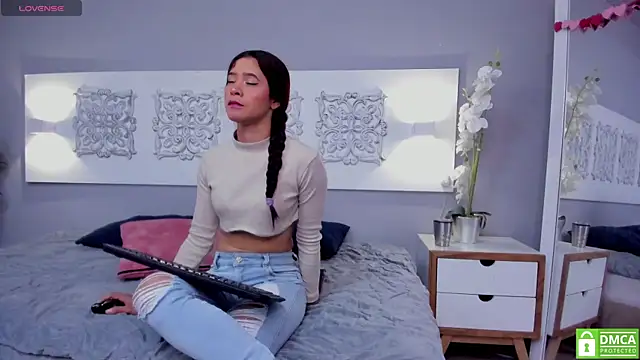 adelaa 11 online show from February 19, 2025, 12:22 pm