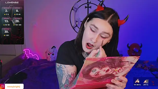 Emmybrightj  online show from November 6, 2025, 2:56 am