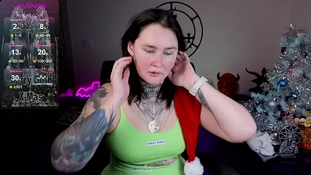 Snapshot of Emmybrightj_ chatting on December 23, 2025, 2:31 am Emmybrightj online show from December 23, 2025, 2:31 am