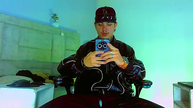 HannibalLester online show from September 11, 2025, 4:01 am