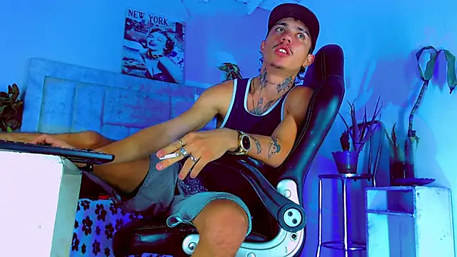 HannibalLester online show from September 14, 2025, 5:01 pm