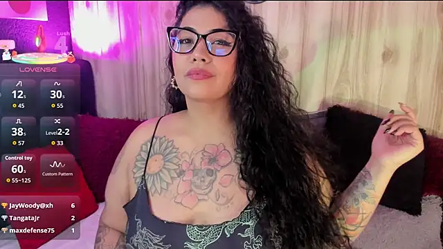 yoishat77 online show from September 23, 2025, 3:53 am