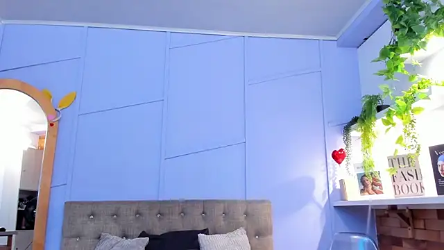 nathalie rossel online show from October 16, 2025, 7:04 pm