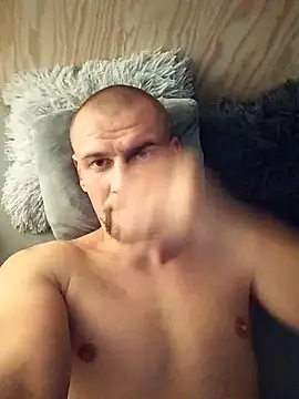 Regularfucker28 online show from September 13, 2025, 3:17 am