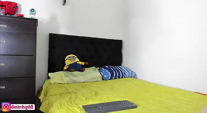 Dimitri higth420 online show from February 25, 2025, 8:41 pm