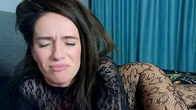 ElizaaXO online show from January 4, 2025, 7:02 pm