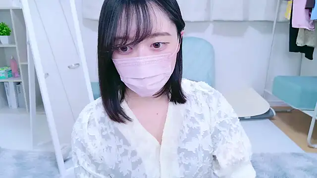 Snapshot of Yurie_ chatting on December 21, 2024, 7:35 am Yurie online show from December 21, 2024, 7:35 am